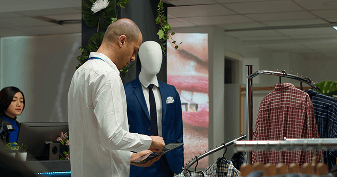 Consumer goods, retail and e-commerce